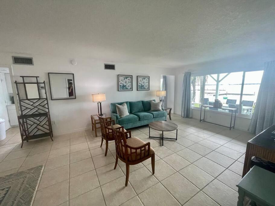 Lakefront Duplex With Pontoon Boat 2 Bedroom Home Mount Dora Dış mekan fotoğraf